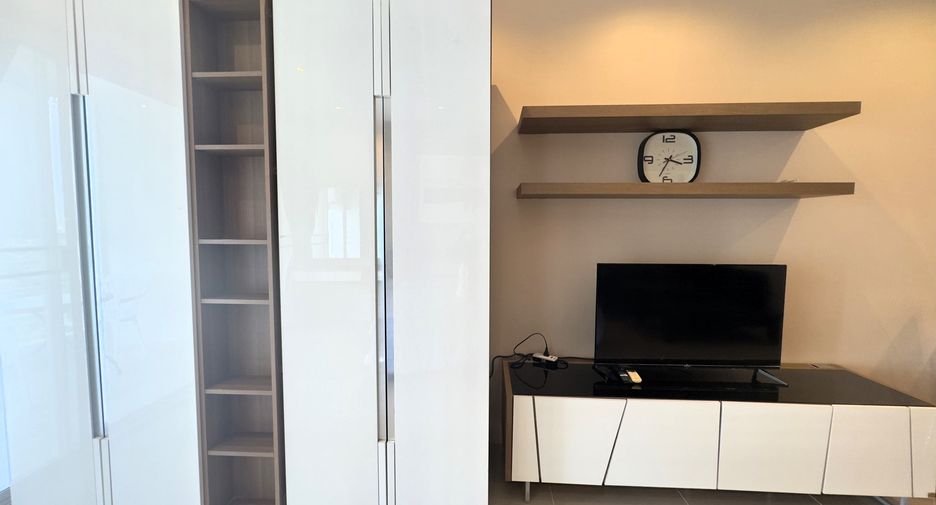 For sale 1 bed condo in Pratumnak, Pattaya