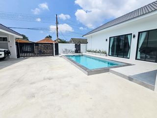 For sale 4 bedrooms house in Bang Lamung, Chonburi