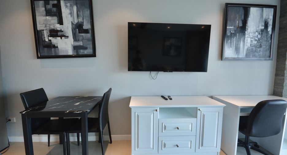 For sale 1 bed condo in Pratumnak, Pattaya