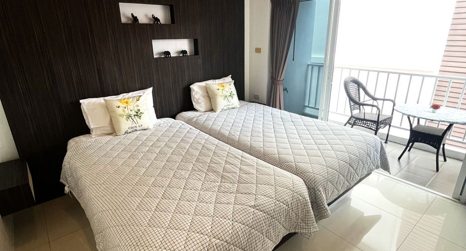 For sale studio condo in Pratumnak, Pattaya