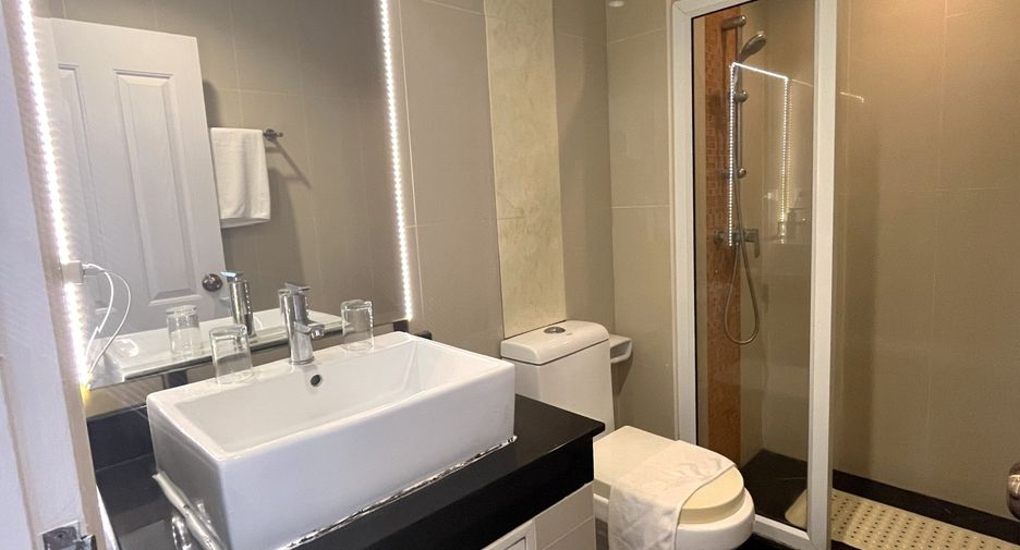 For sale studio condo in Pratumnak, Pattaya
