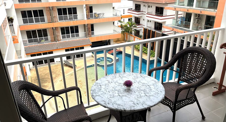 For sale studio condo in Pratumnak, Pattaya