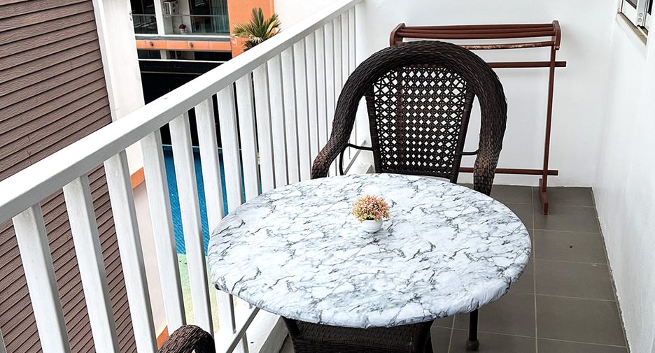 For sale studio condo in Pratumnak, Pattaya
