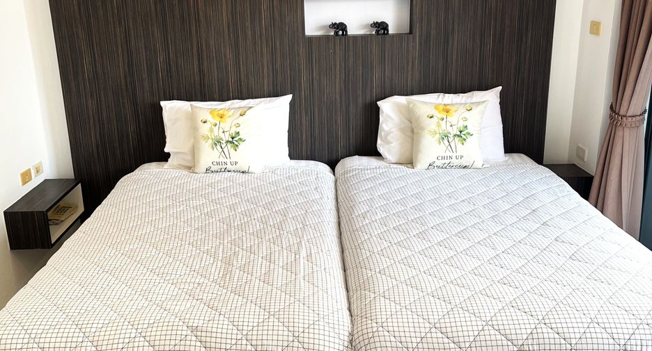 For sale studio condo in Pratumnak, Pattaya