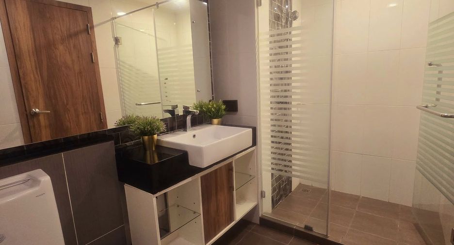 For rent 2 bedrooms condo in Jomtien, Pattaya