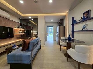 À vendre 2 chambres condo à Bang Na, Bangkok