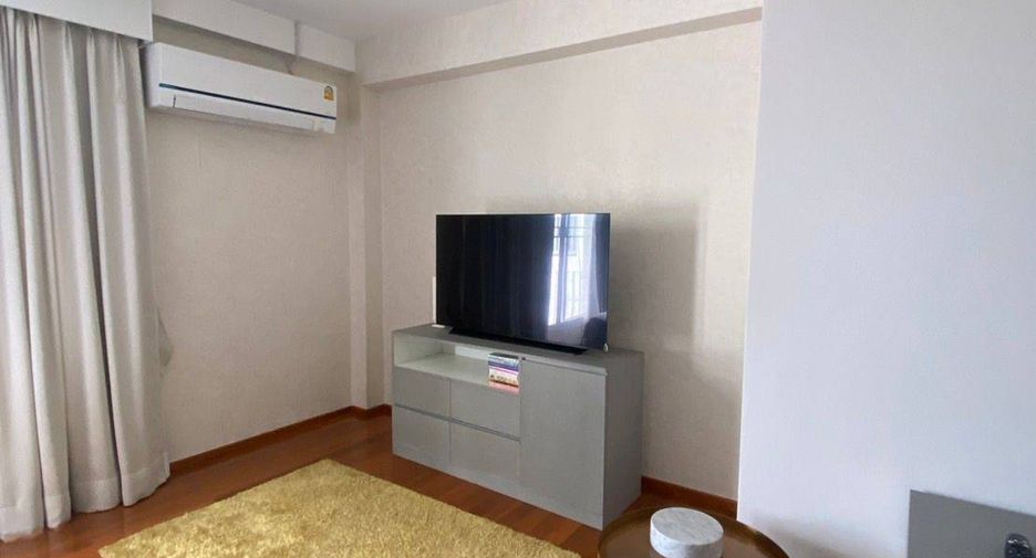 Reihenhaus zur Miete und zum Kauf mit 4 Zimmer in Chatuchak, Bangkok