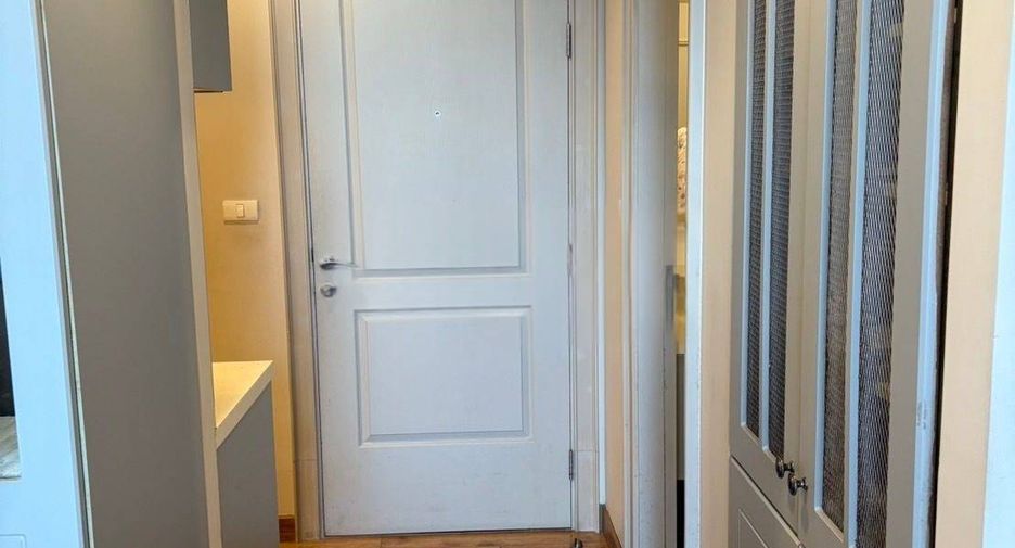 For sale 1 bed condo in Phaya Thai, Bangkok