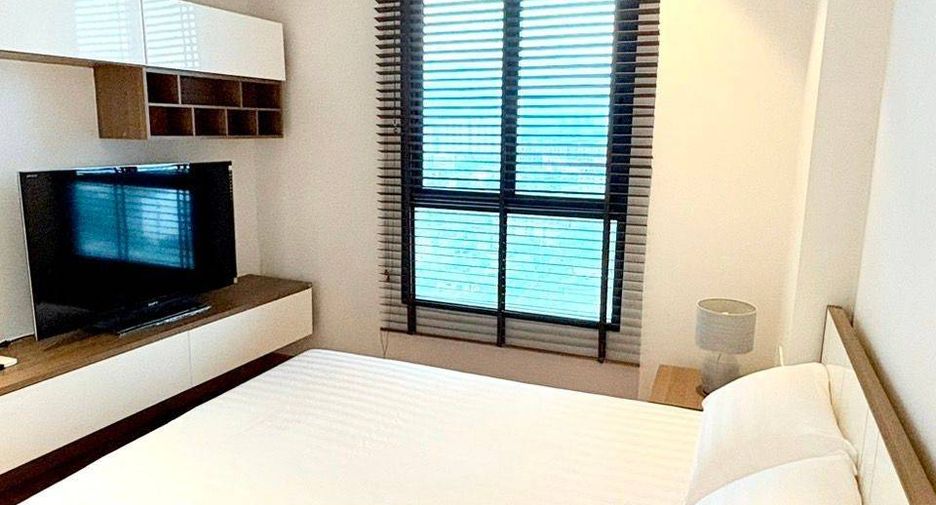 Condo en alquiler de 2 habitaciones en Phra Khanong, Bangkok
