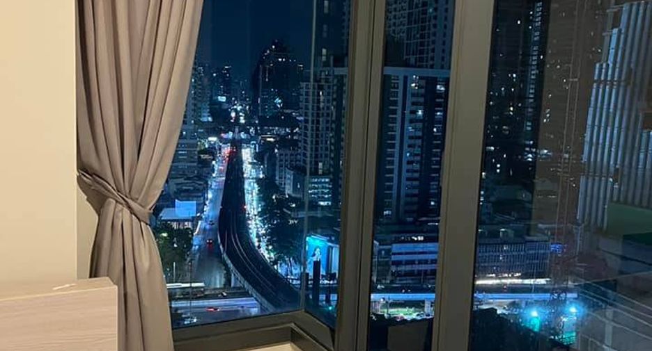 Wohnung zur Miete mit 1 Zimmer in Pathum Wan, Bangkok