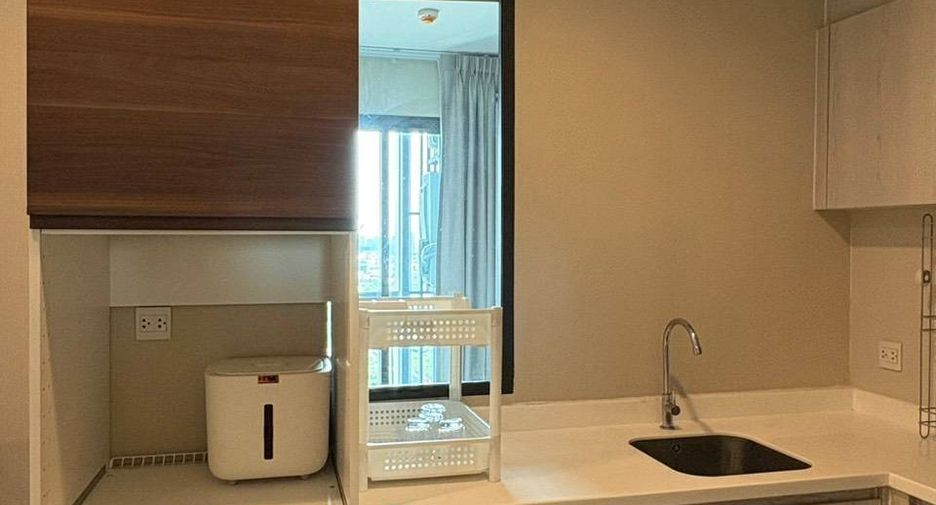 For rent 1 bed condo in Pathum Wan, Bangkok