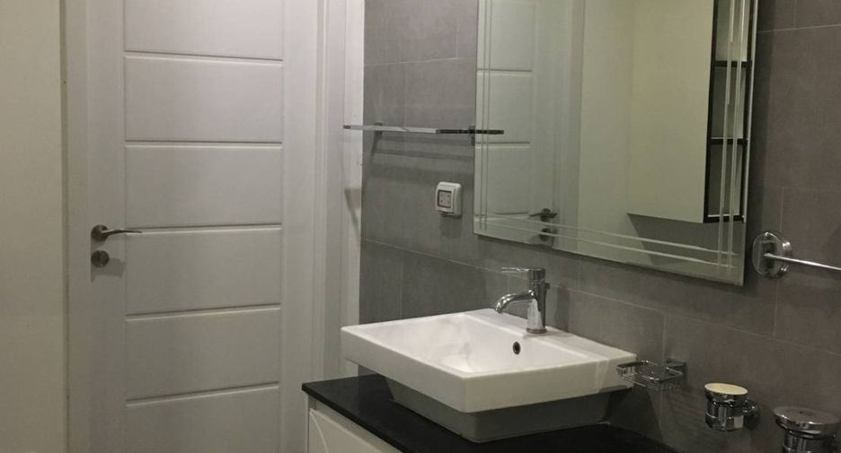 For sale 1 bed condo in Pratumnak, Pattaya