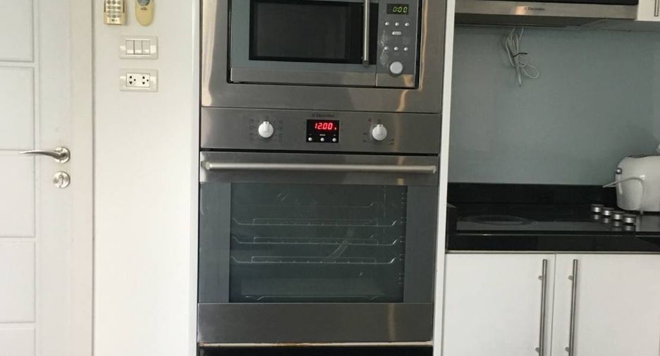 For sale 1 bed condo in Pratumnak, Pattaya