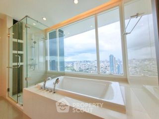 Продажа 3 спальни кондо в Банг Кхо Лаем, Бангкок