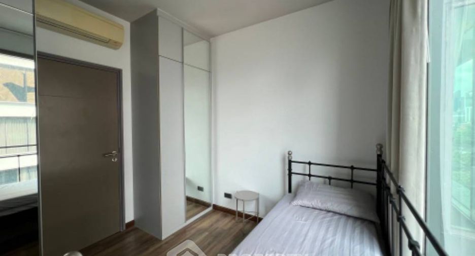 For rent and for sale 2 bedrooms condo in Watthana, Bangkok