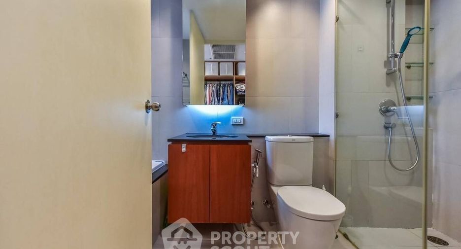 À vendre 1 chambre condo à Sathon, Bangkok