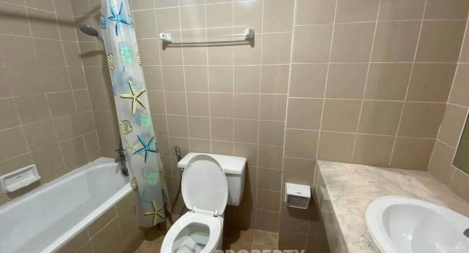 For sale 2 bedrooms condo in Khlong Toei, Bangkok