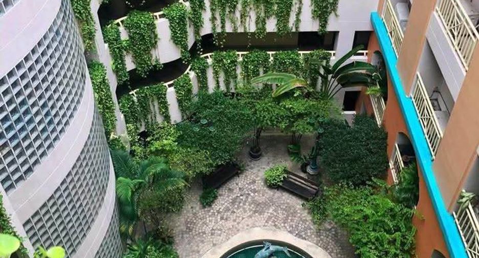 For sale 2 bedrooms condo in Khlong Toei, Bangkok
