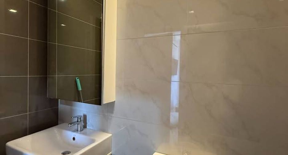 For sale 1 bed condo in Watthana, Bangkok