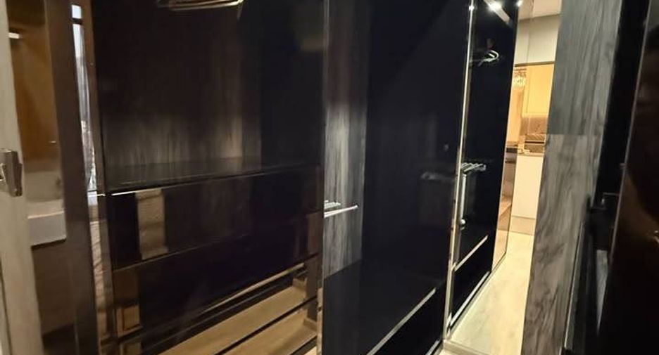 For sale 1 bed condo in Watthana, Bangkok