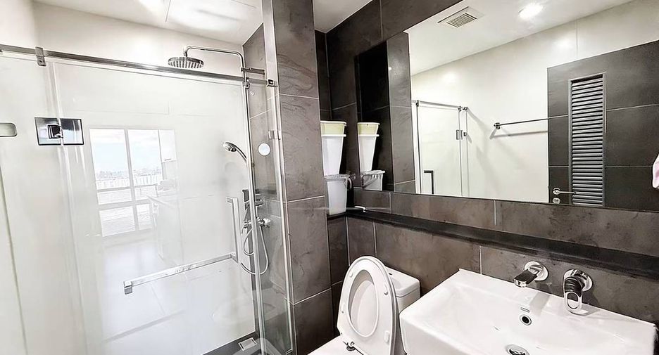 À louer et à vendre 2 chambres condo à Bang Phlat, Bangkok