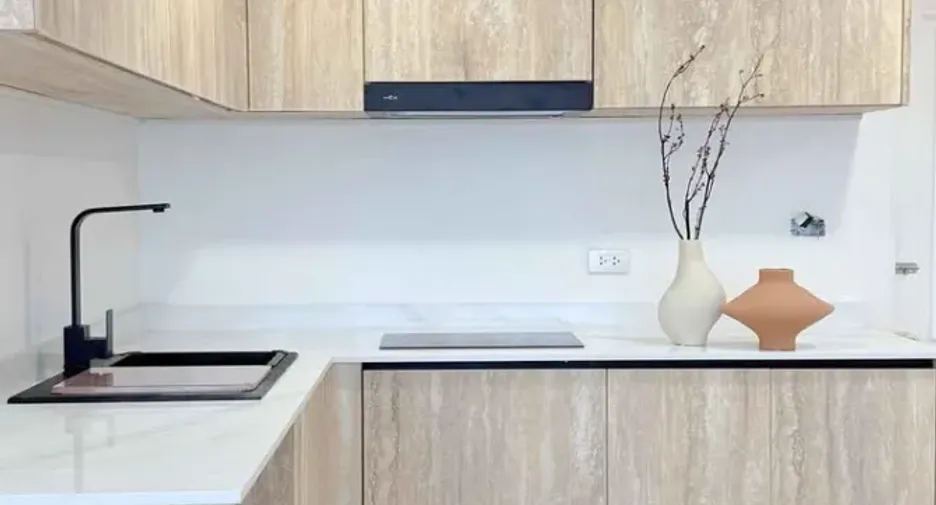 For sale 2 bedrooms condo in Phaya Thai, Bangkok