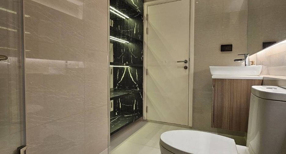 For rent and for sale 2 bedrooms condo in Khlong Toei, Bangkok