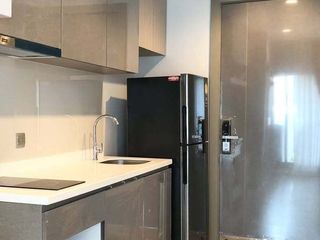 Condo en alquiler de estudio en Huai Khwang, Bangkok