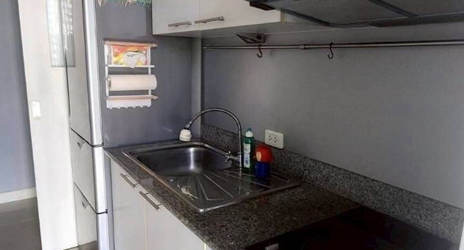 For sale 2 bedrooms condo in Phaya Thai, Bangkok