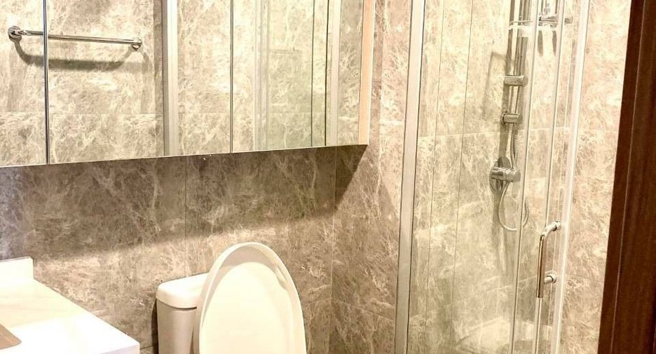 For sale 1 bed condo in Huai Khwang, Bangkok