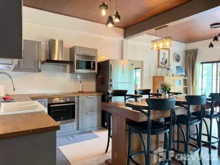 Casa en venta de 3 habitaciones en Thalang, Phuket