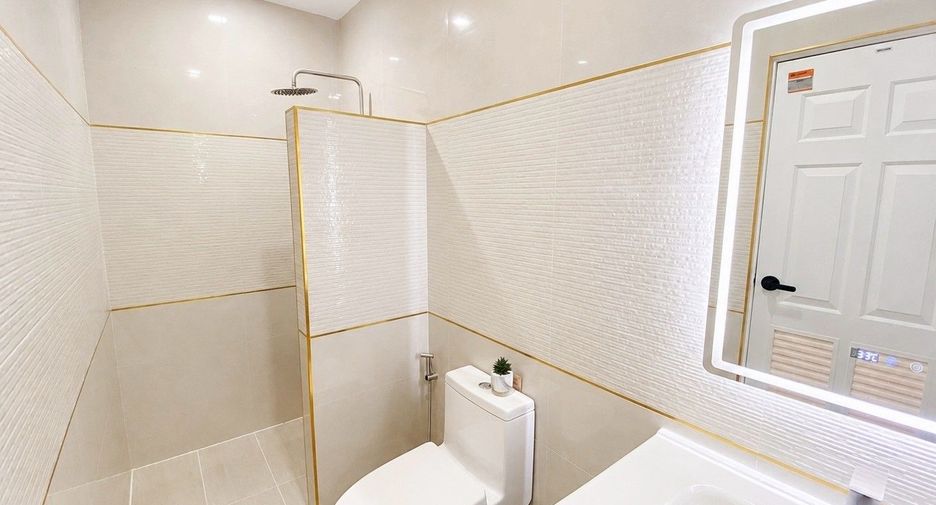 For sale 3 bedrooms house in East Pattaya, Pattaya