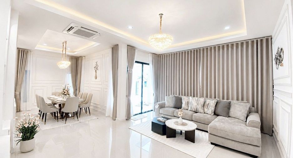 For sale 3 bedrooms house in East Pattaya, Pattaya