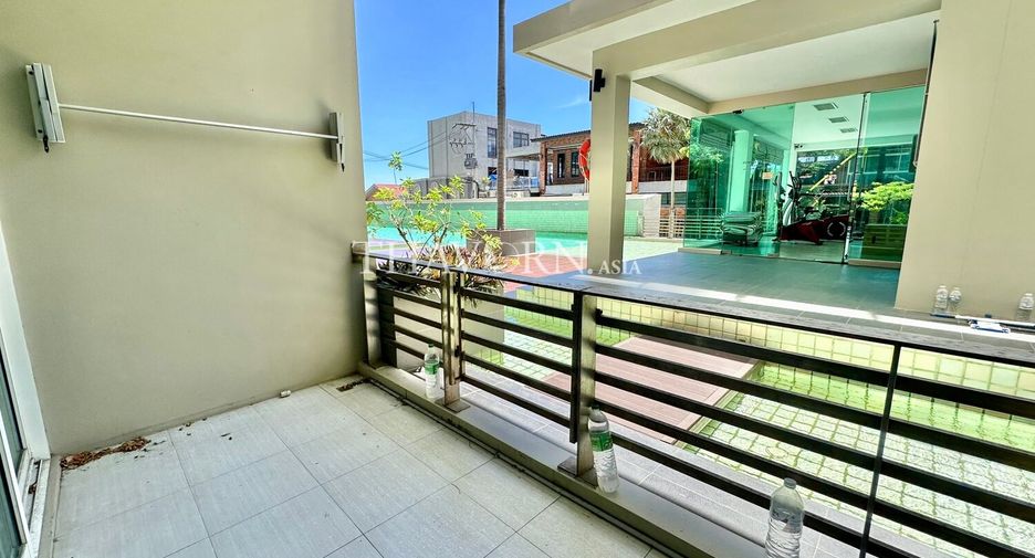 For sale 1 bed condo 