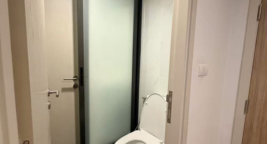 À vendre 2 chambres appartement à Khlong Toei, Bangkok