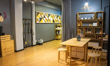 Local comercial en venta de 2 habitaciones en Khlong Toei, Bangkok