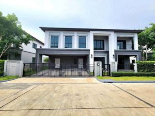 Casa en venta de 4 habitaciones en Lat Krabang, Bangkok