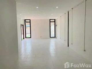 For rent 5 ベッドルーム house in Bang Lamung, Chonburi