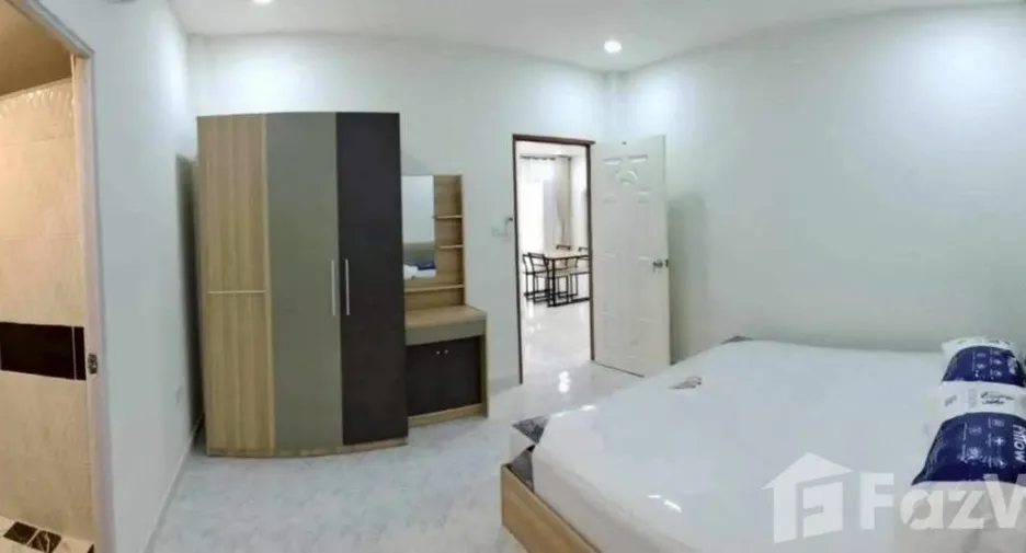 For rent 5 bedrooms house in East Pattaya, Pattaya