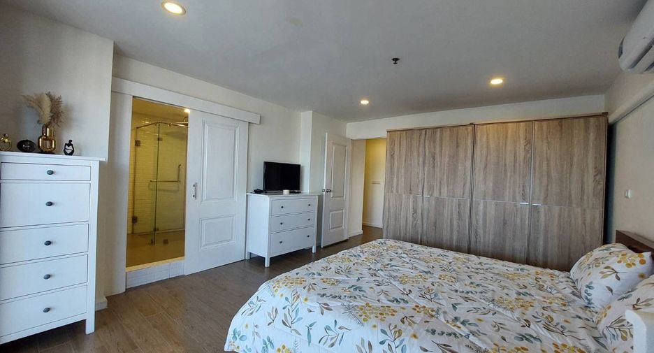 Wohnung zur Miete mit 2 Zimmer in Bang Rak, Bangkok