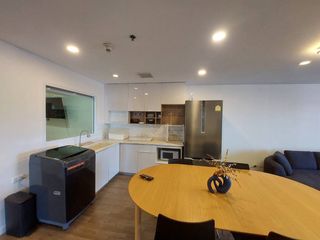 For rent 2 bedrooms condo in Bang Rak, Bangkok