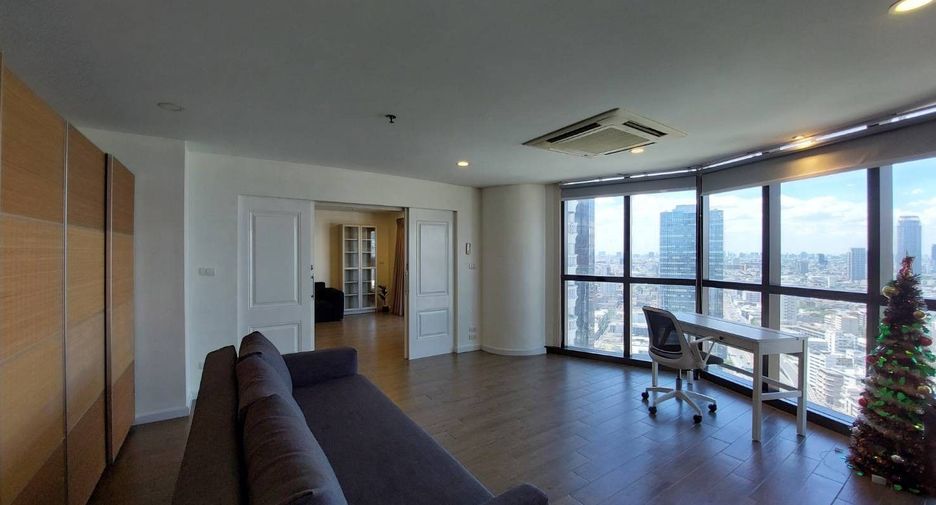 Wohnung zur Miete mit 2 Zimmer in Bang Rak, Bangkok