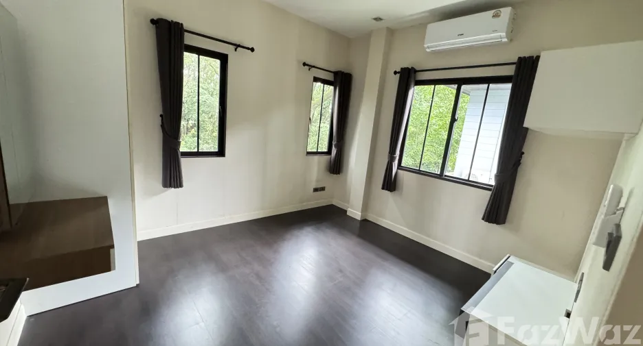 出租 3 卧室 独立屋 在 San Sai, Chiang Mai