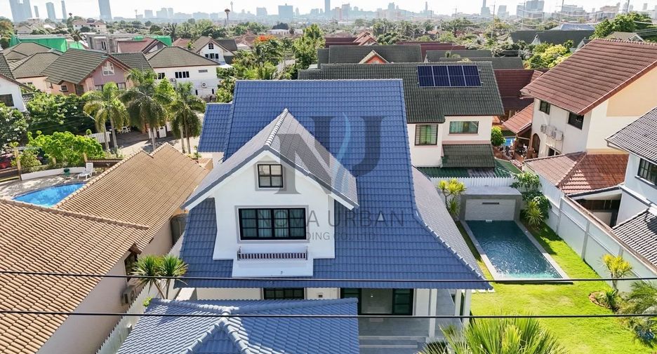 Villa en venta de 4 habitaciones en Bang Lamung, Chonburi