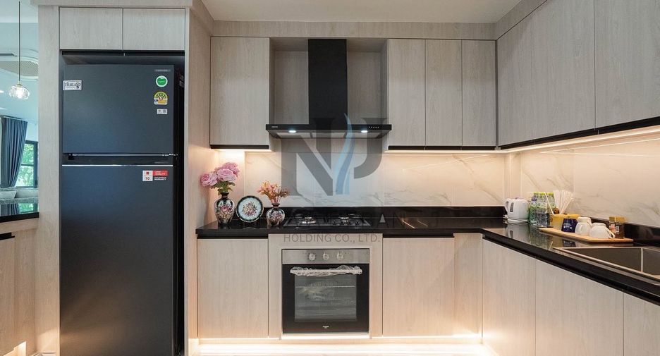 Villa en venta de 4 habitaciones en Bang Lamung, Chonburi