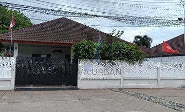 Haus zur Miete und zum Kauf mit 3 Zimmer in East Pattaya, Pattaya
