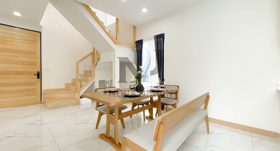 Villa zur Miete und zum Kauf mit 3 Zimmer in East Pattaya, Pattaya