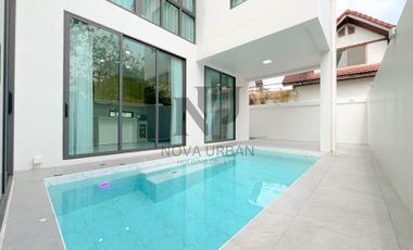 Villa zur Miete und zum Kauf mit 3 Zimmer in East Pattaya, Pattaya