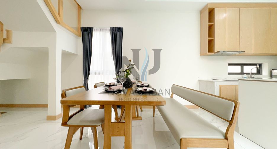 Villa zur Miete und zum Kauf mit 3 Zimmer in East Pattaya, Pattaya
