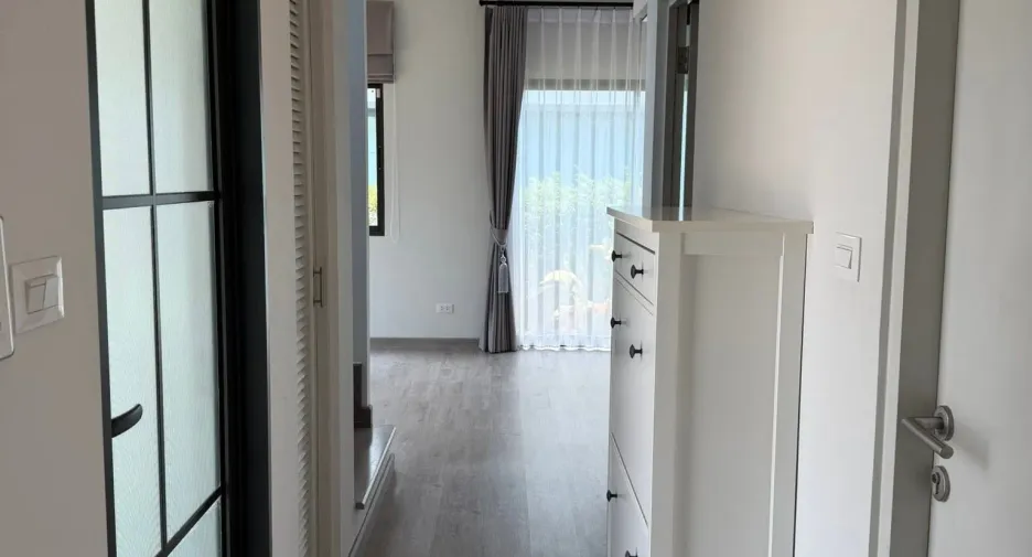 For sale 4 ベッドルーム house in Lat Krabang, Bangkok